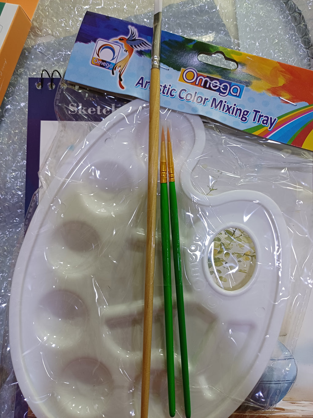 Beginners set with 12 colour Acrylic set, colour mixing palette , Brushes Round and Flat and sketch book with Free Delivery